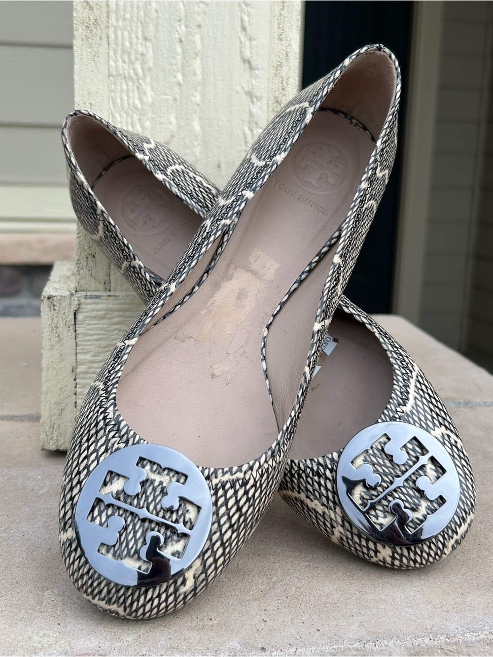 TORY BURCH Snake-Print Reva Ballet Flats in Black/White sz 9